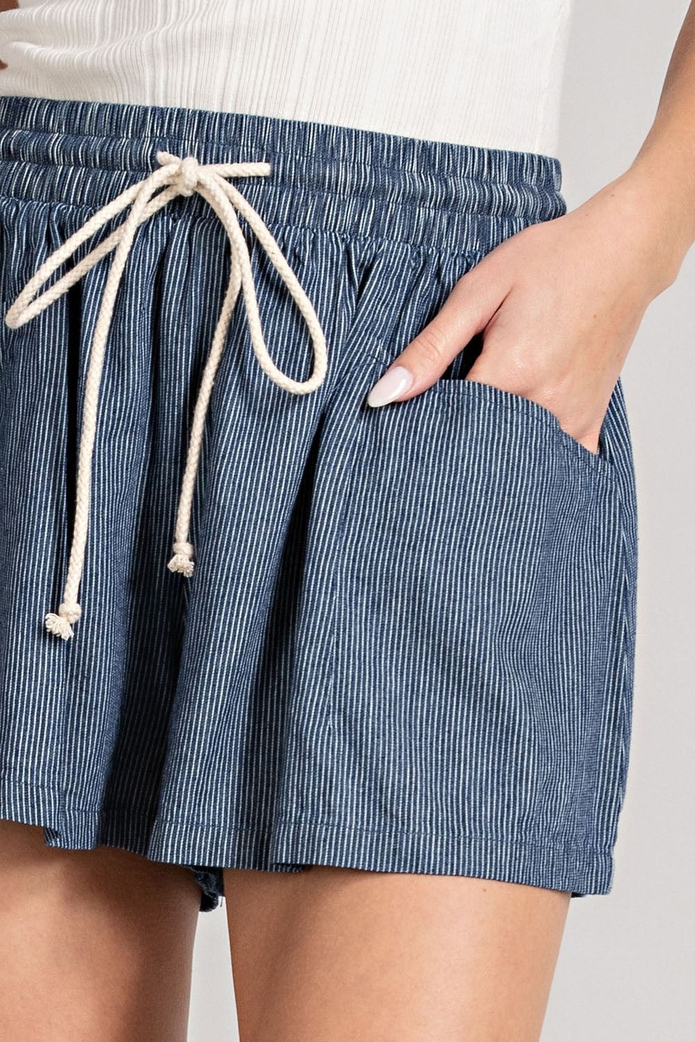 Show Me the Way Shorts (PLUS)